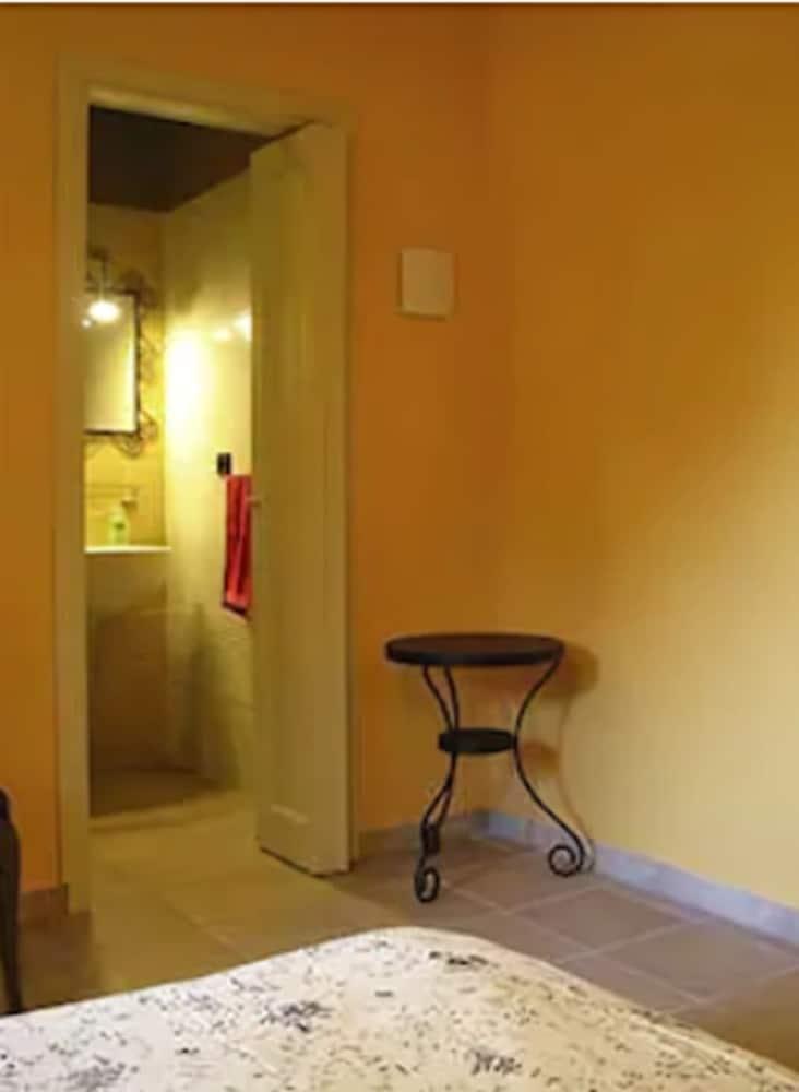 Castello D'Urso Somma B&B Catania Bagian luar foto